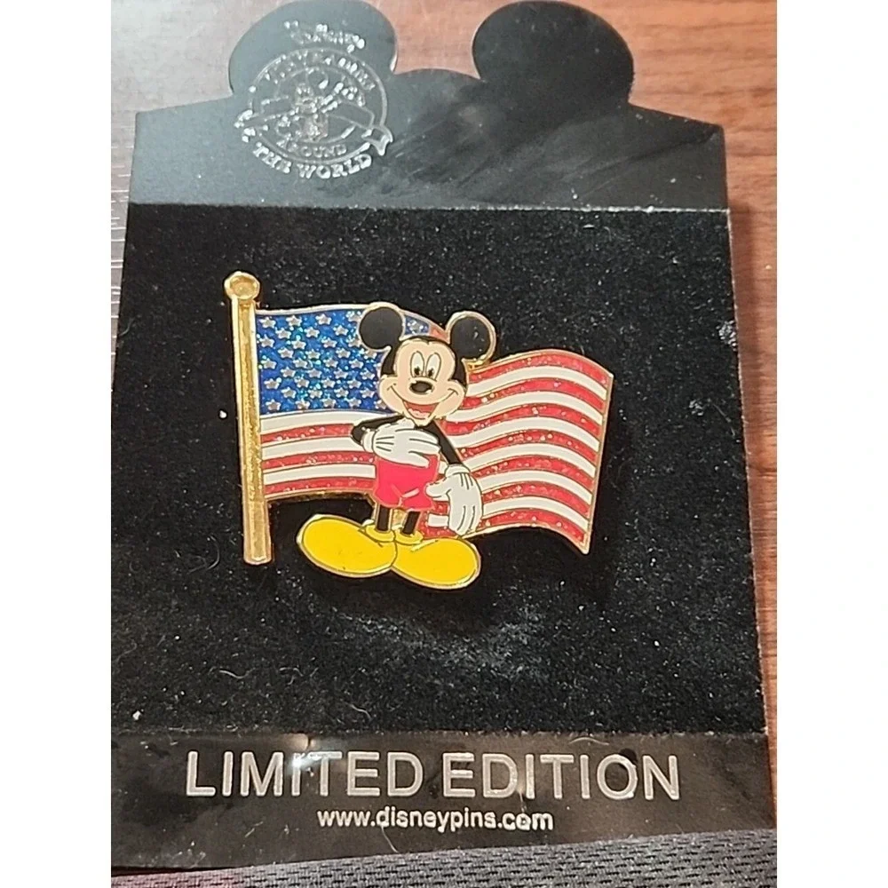 Disney Pin Old Glory Mickey Mouse American Flag Patriotic JUMBO LE 125 70736 DS